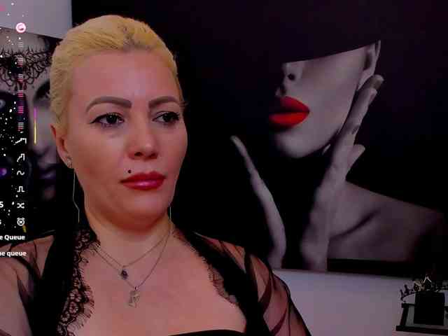 Mistress-Marilyn webcam