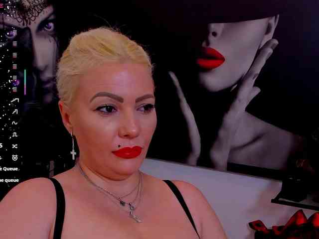 Mistress-Marilyn webcam