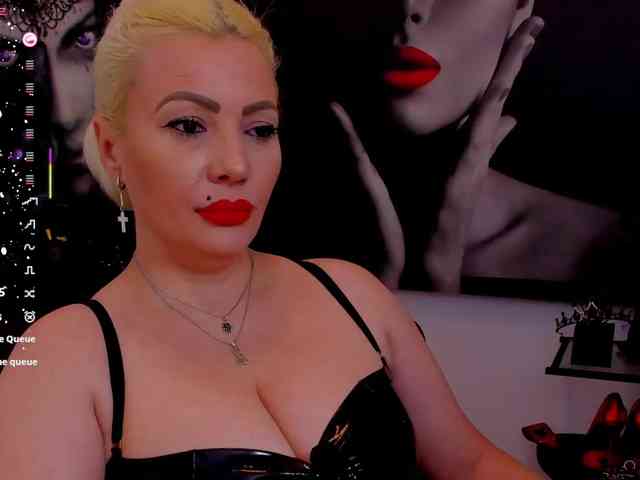 Mistress-Marilyn webcam