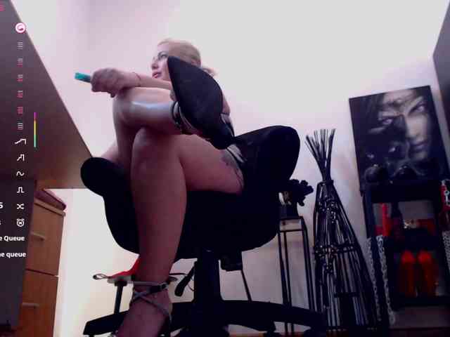 Mistress-Marilyn webcam