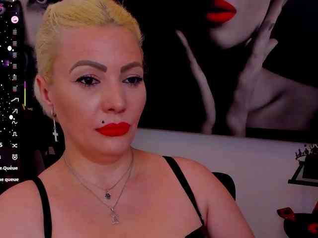 Mistress-Marilyn webcam