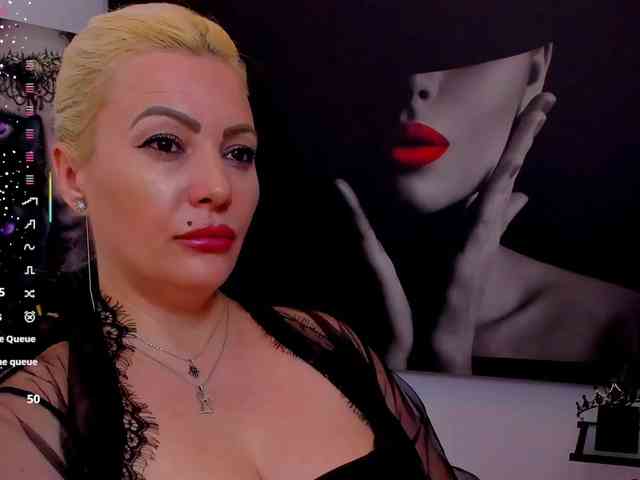 Mistress-Marilyn webcam