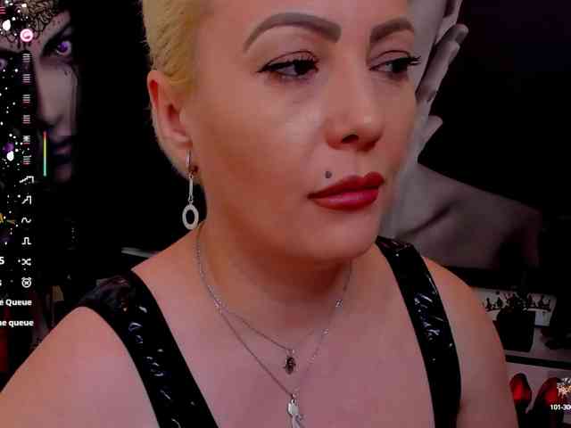 Mistress-Marilyn webcam