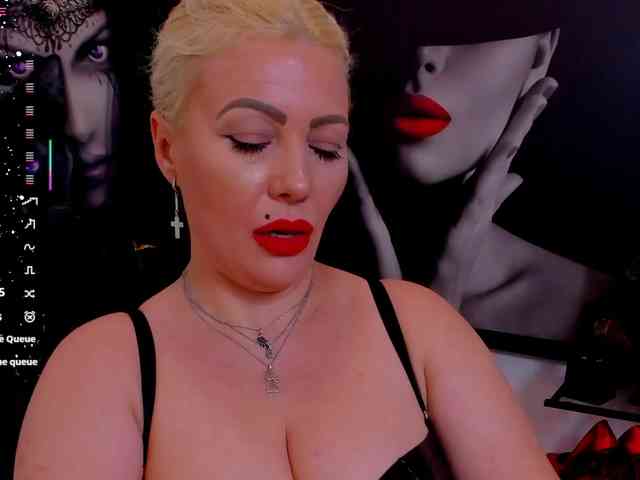 Mistress-Marilyn webcam