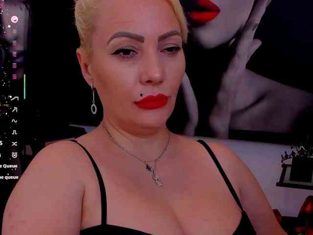 Mistress-Marilyn webcam