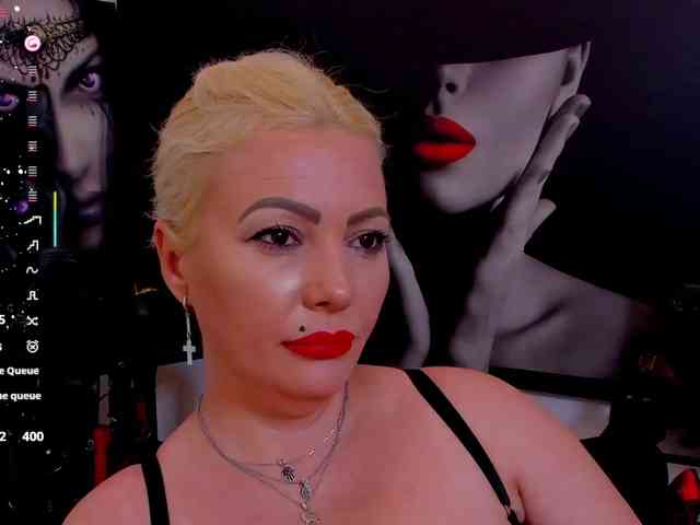 Mistress-Marilyn webcam