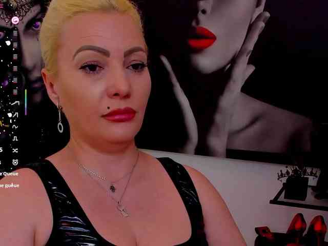 Mistress-Marilyn webcam