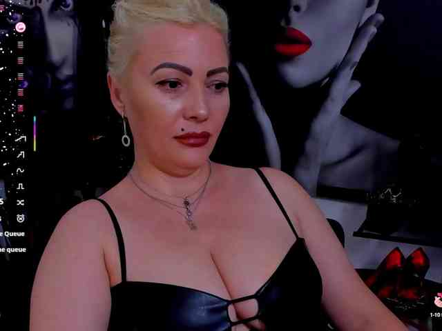 Mistress-Marilyn webcam