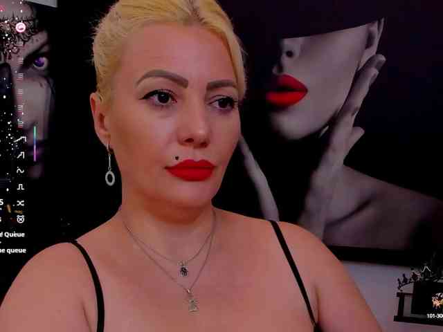 Mistress-Marilyn webcam