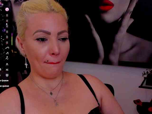 Mistress-Marilyn webcam