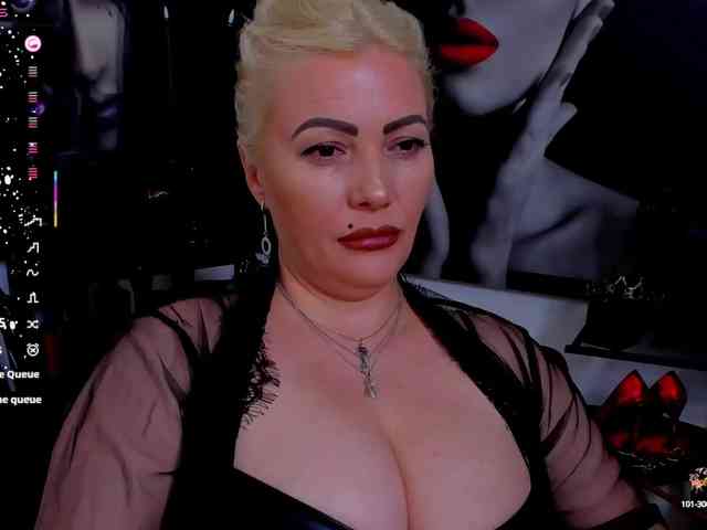 Mistress-Marilyn webcam