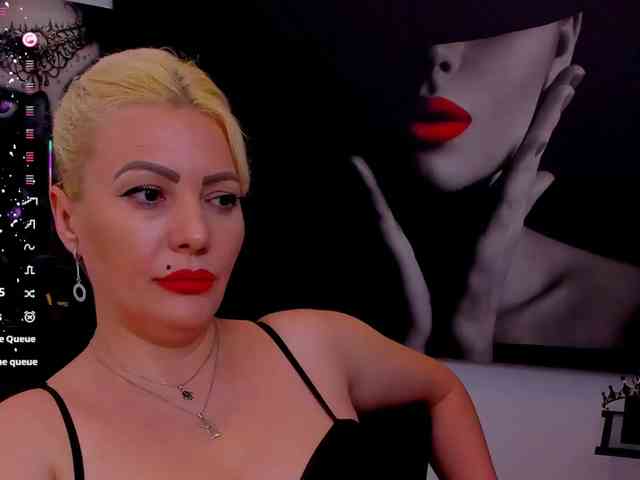 Mistress-Marilyn webcam