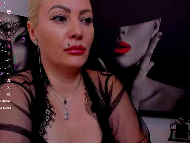 Mistress-Marilyn webcam
