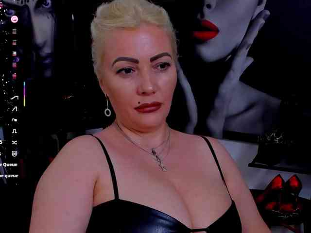 Mistress-Marilyn webcam