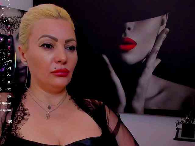 Mistress-Marilyn webcam