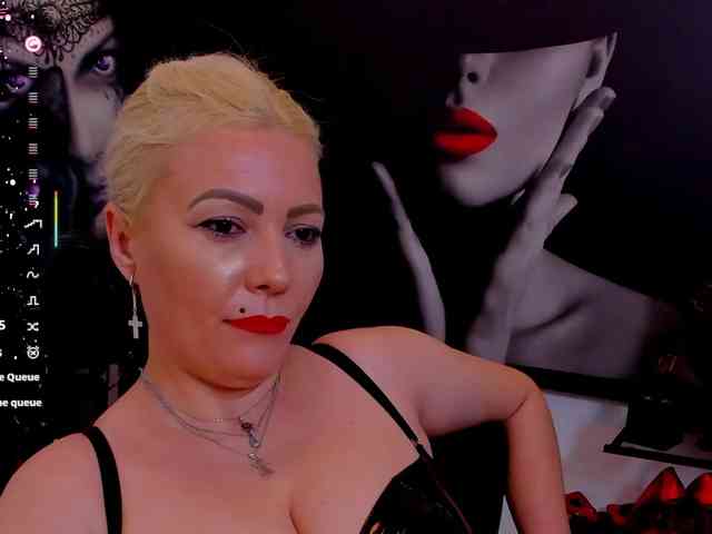 Mistress-Marilyn webcam