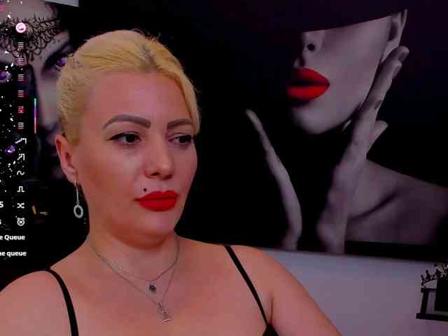 Mistress-Marilyn webcam