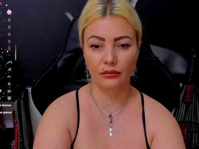 Mistress-Marilyn webcam