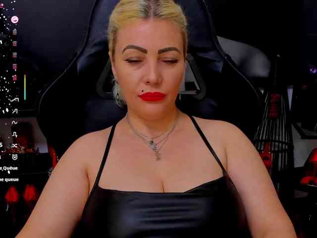 Mistress-Marilyn webcam