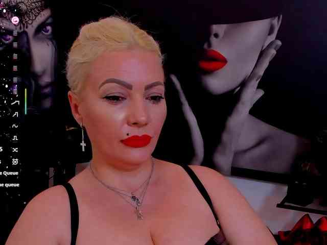 Mistress-Marilyn webcam