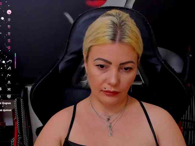 Mistress-Marilyn webcam