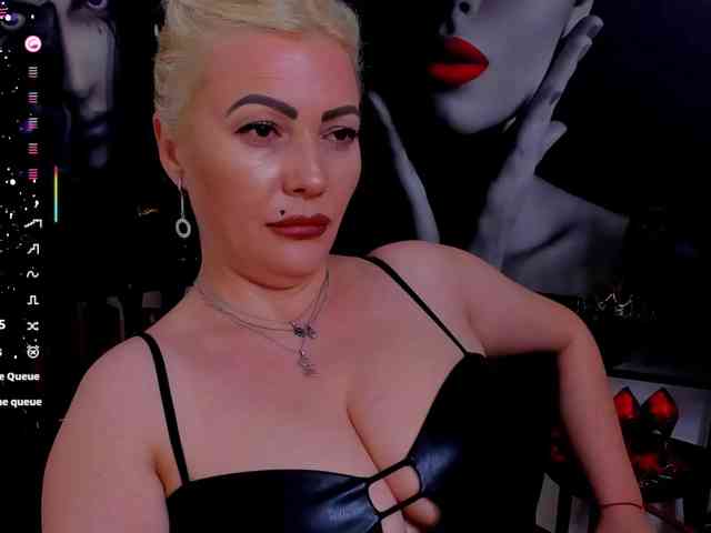 Mistress-Marilyn webcam