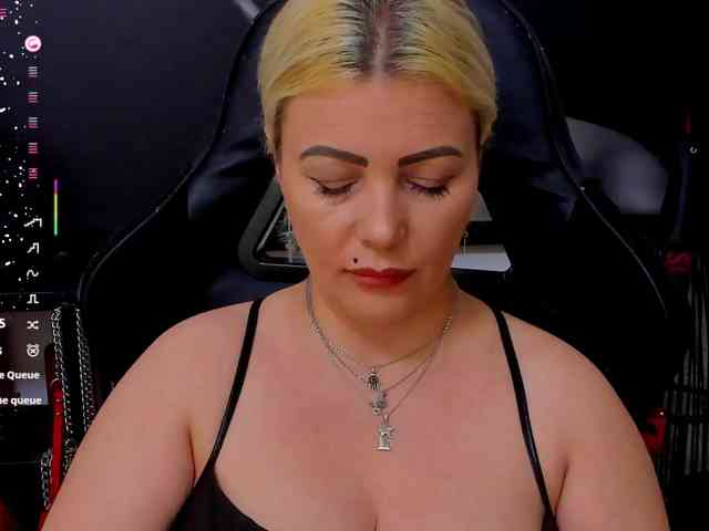 Mistress-Marilyn webcam