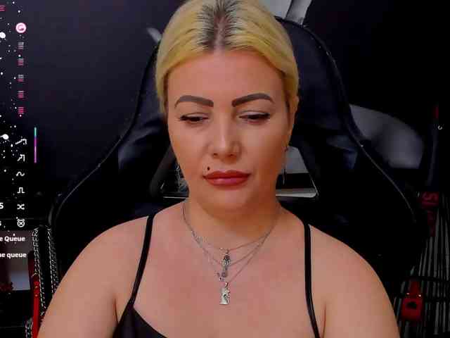 Mistress-Marilyn webcam