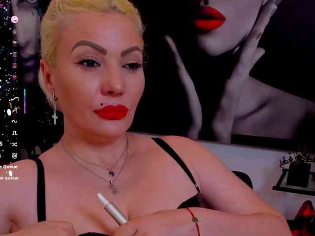 Mistress-Marilyn webcam