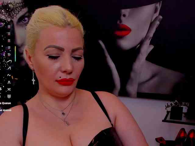 Mistress-Marilyn webcam
