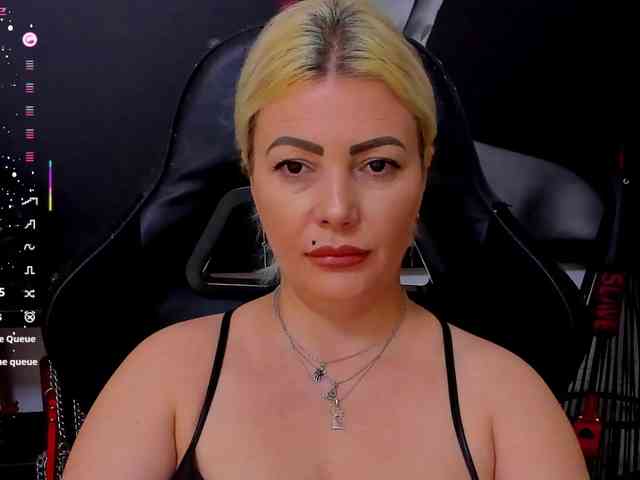 Mistress-Marilyn webcam