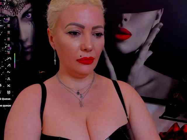 Mistress-Marilyn webcam