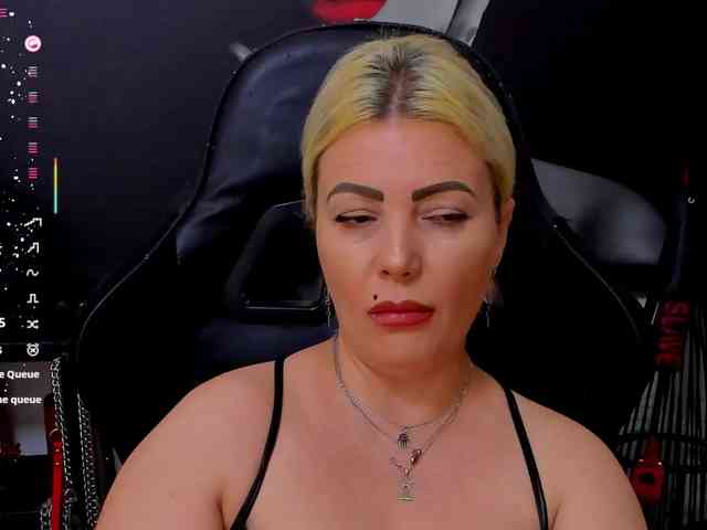 Mistress-Marilyn webcam