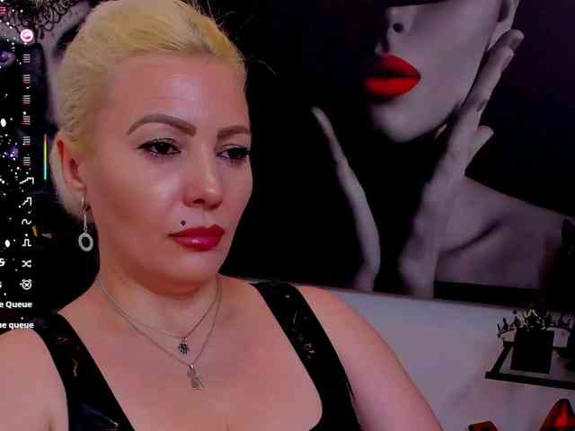 Mistress-Marilyn webcam