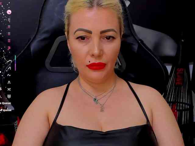 Mistress-Marilyn webcam