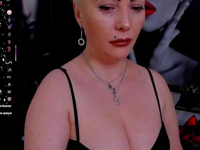 Mistress-Marilyn webcam