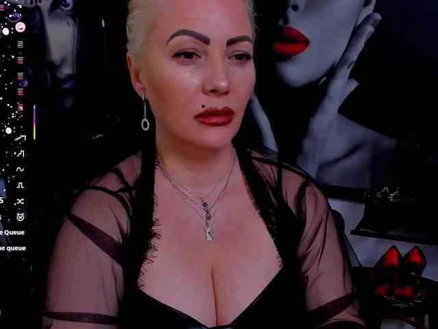 Mistress-Marilyn webcam