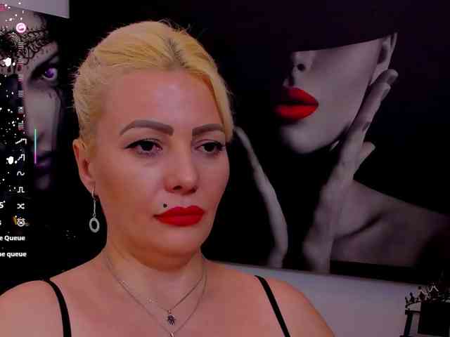 Mistress-Marilyn webcam