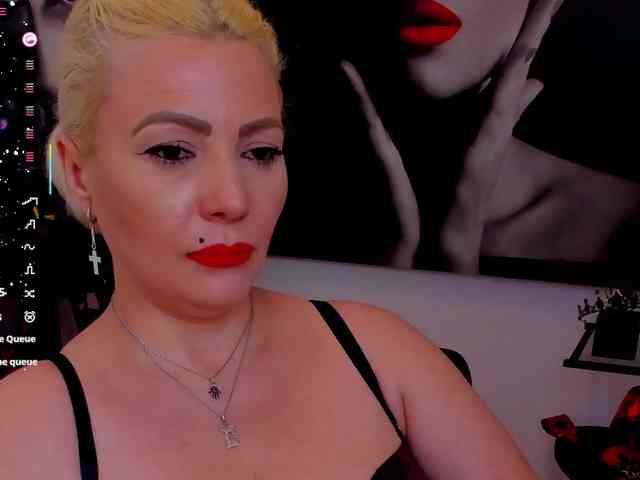 Mistress-Marilyn webcam