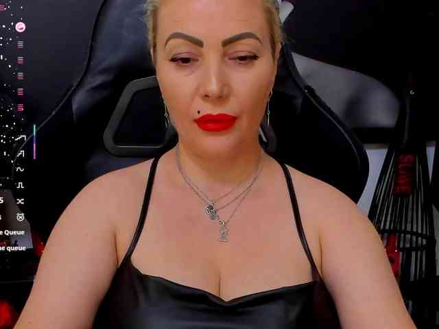 Mistress-Marilyn webcam