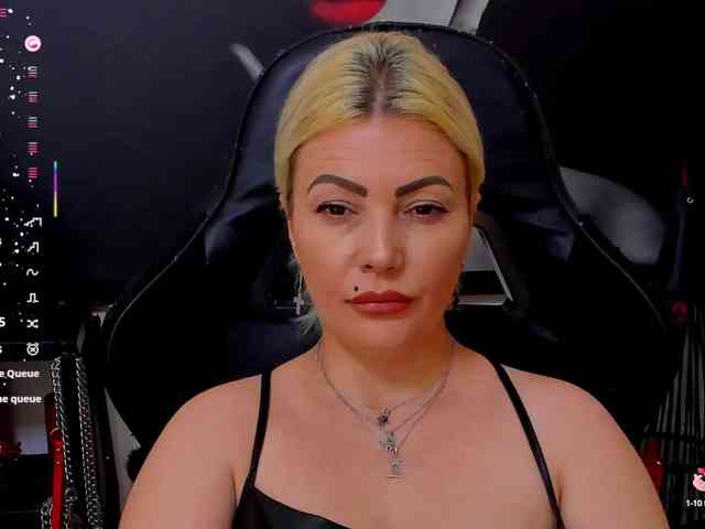 Mistress-Marilyn webcam