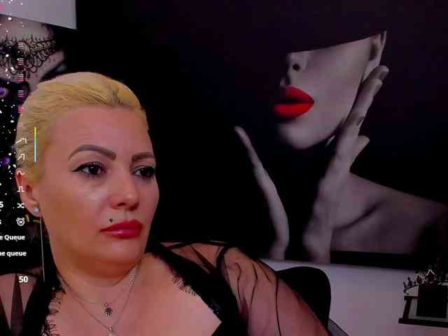 Mistress-Marilyn webcam
