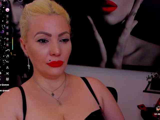Mistress-Marilyn webcam