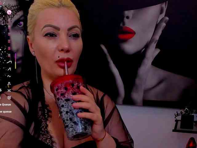 Mistress-Marilyn webcam