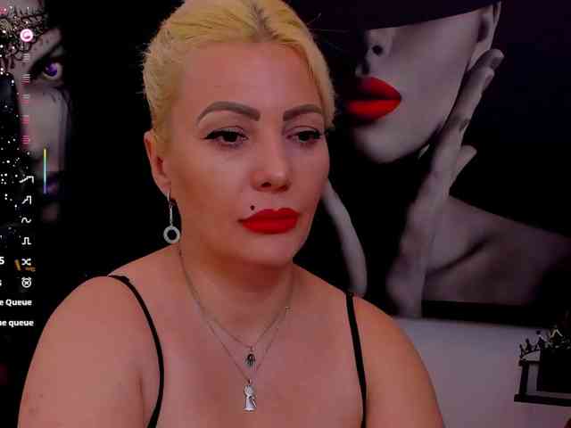 Mistress-Marilyn webcam