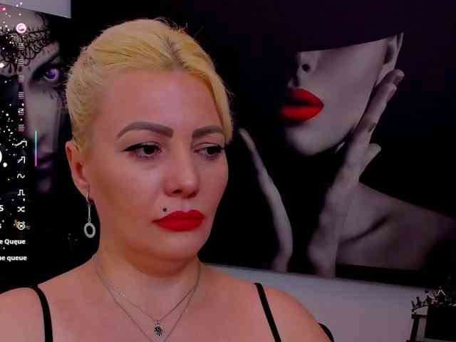 Mistress-Marilyn webcam