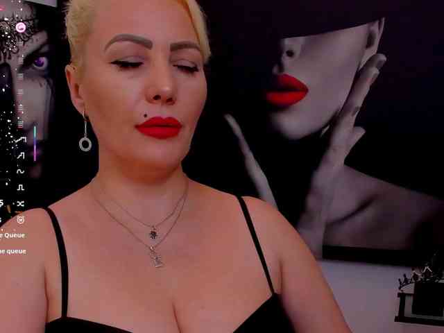 Mistress-Marilyn webcam