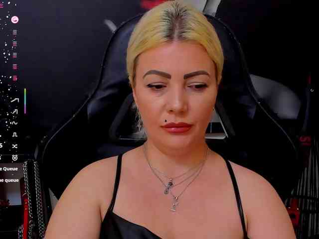 Mistress-Marilyn webcam