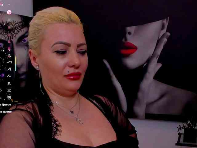 Mistress-Marilyn webcam