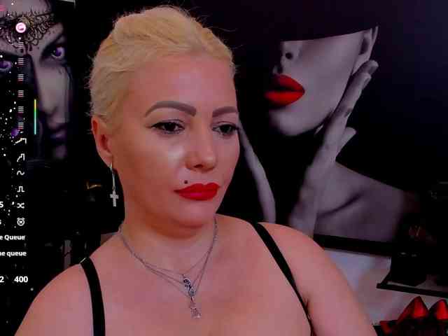 Mistress-Marilyn webcam